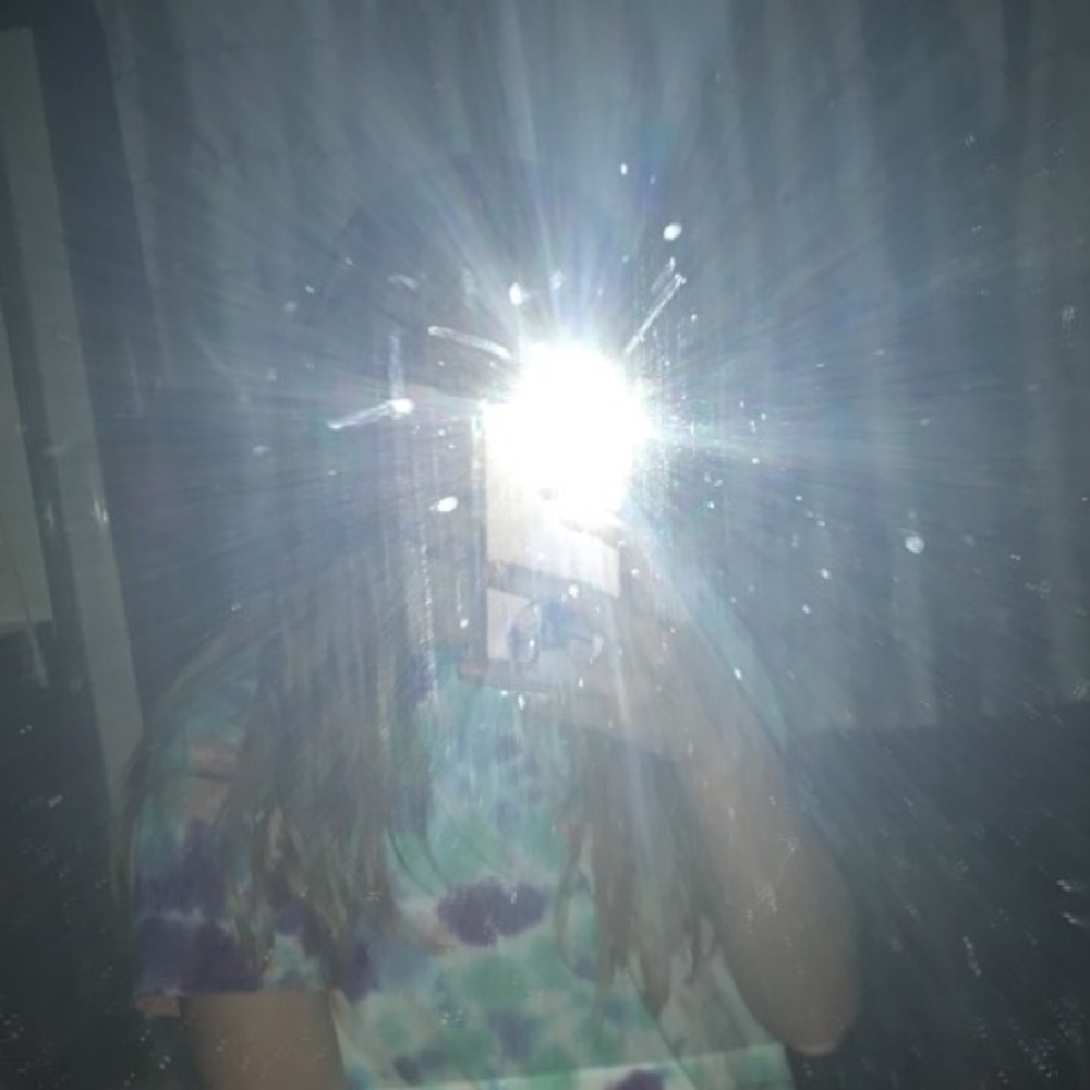 Meet your Posher, Ava